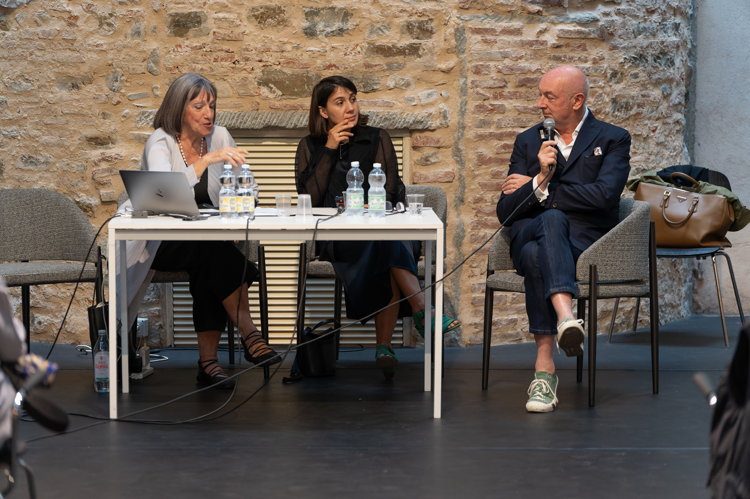 Da sinistra verso destra: Patrizia Scarzella, Maria Porro, Piero Lissoni. Foto: Antonio Viscido