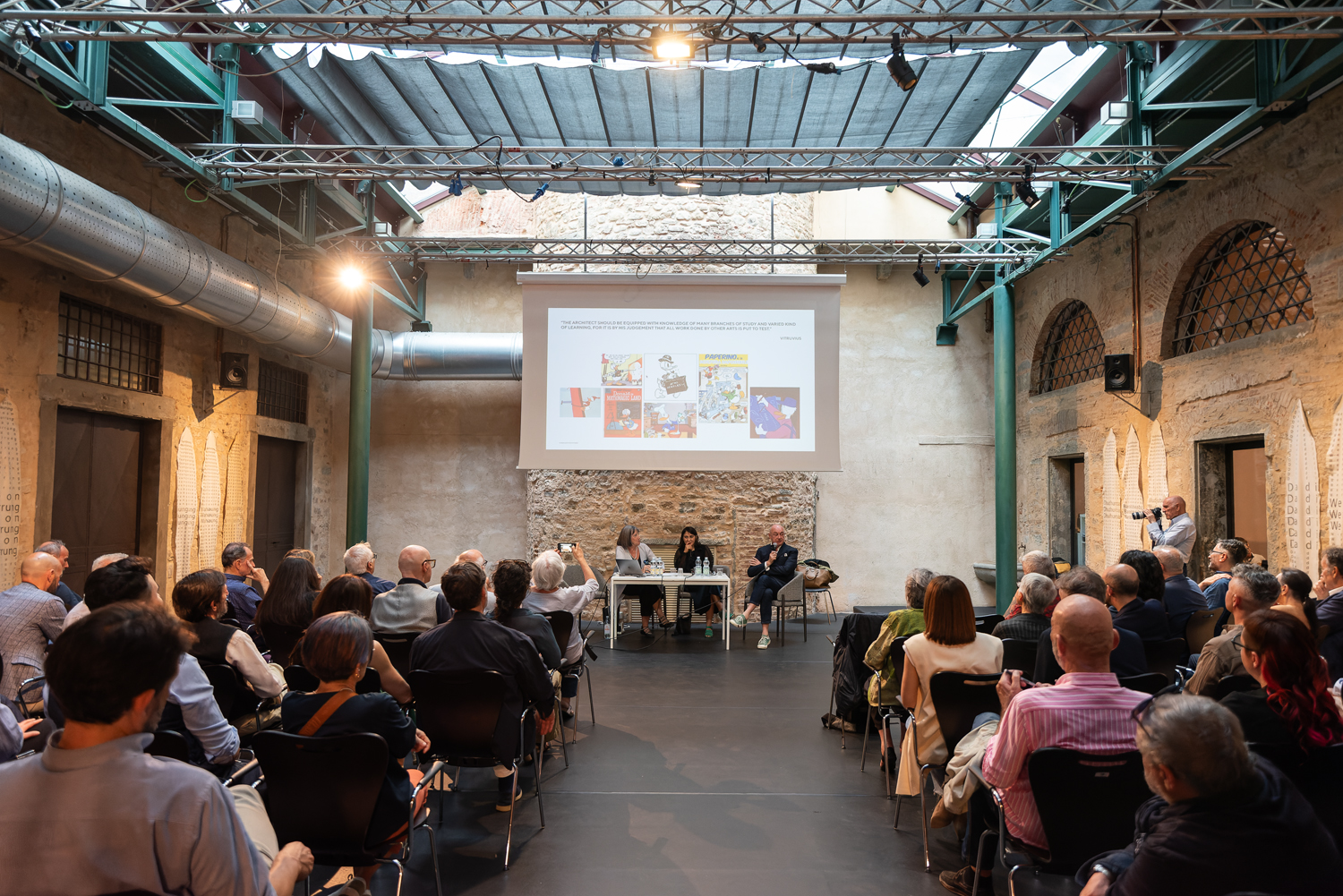 Uno scatto dall'edizione 2024 di Lezioni di Design - 4° incontro. Foto: Antonio Viscido