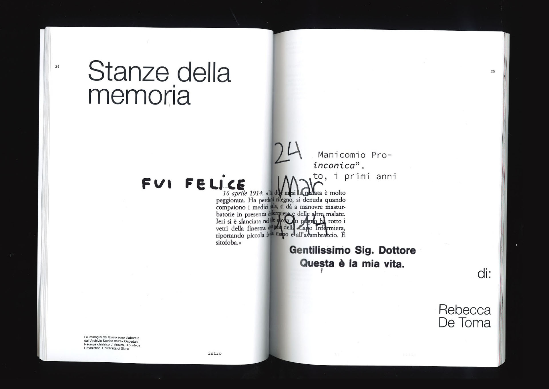 Pagine di un libro intitolato Stanze della memoria con testo e note scritte a mano di Rebecca De Toma.